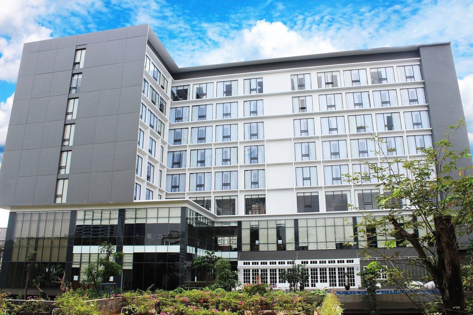Veranda Hotel Pakubuwono Jacarta Exterior foto